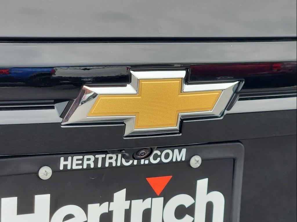 new 2026 Chevrolet Traverse car, priced at $46,346