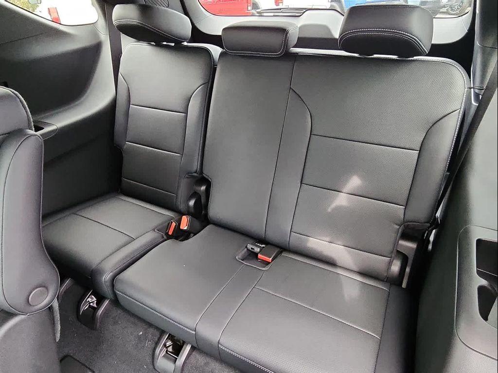 new 2026 Chevrolet Traverse car, priced at $46,346