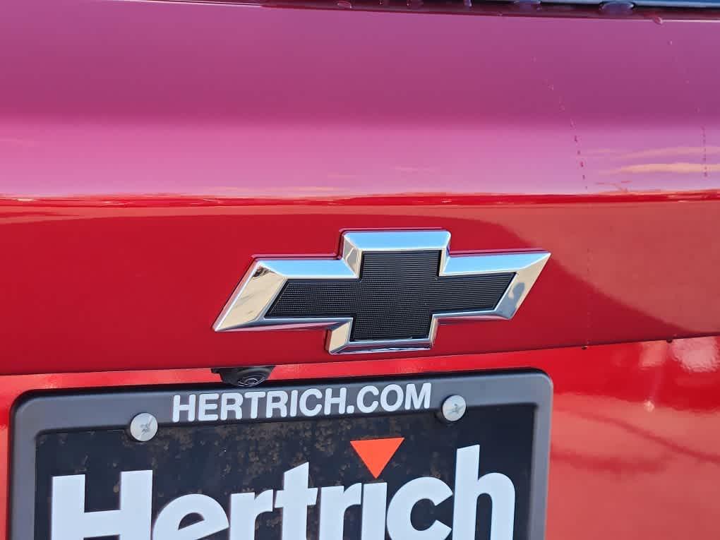 new 2026 Chevrolet Equinox car, priced at $34,890