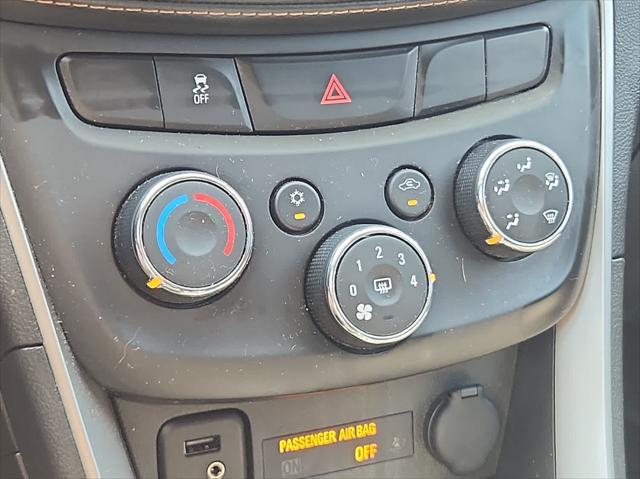 used 2022 Chevrolet Trax car, priced at $18,782