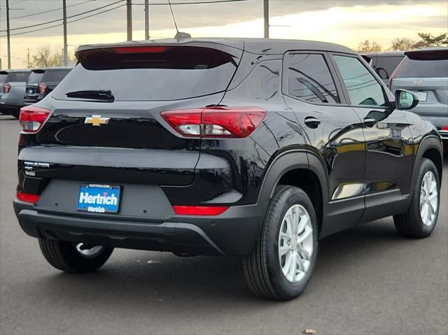 new 2025 Chevrolet TrailBlazer car, priced at $27,910