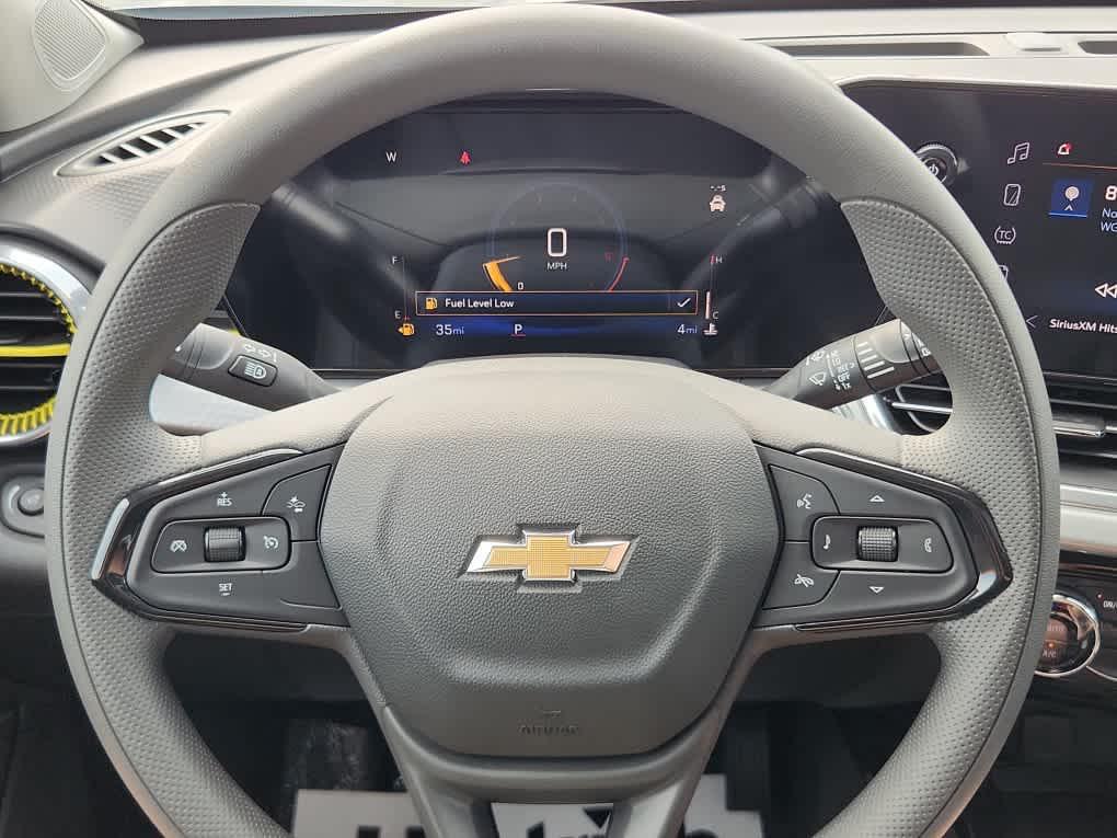 new 2025 Chevrolet Trax car, priced at $23,249