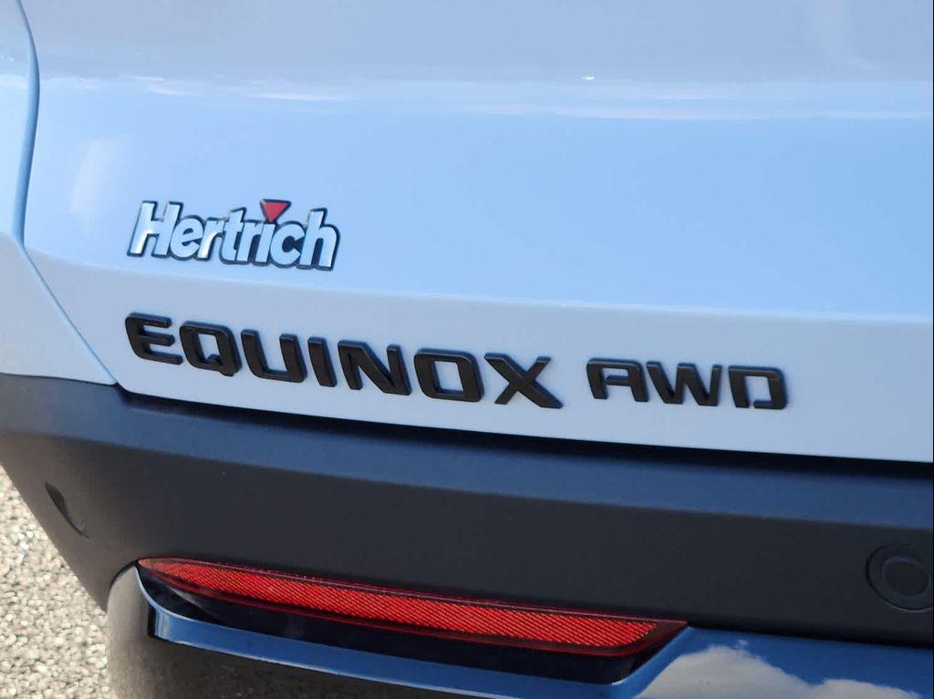 new 2026 Chevrolet Equinox car, priced at $35,390