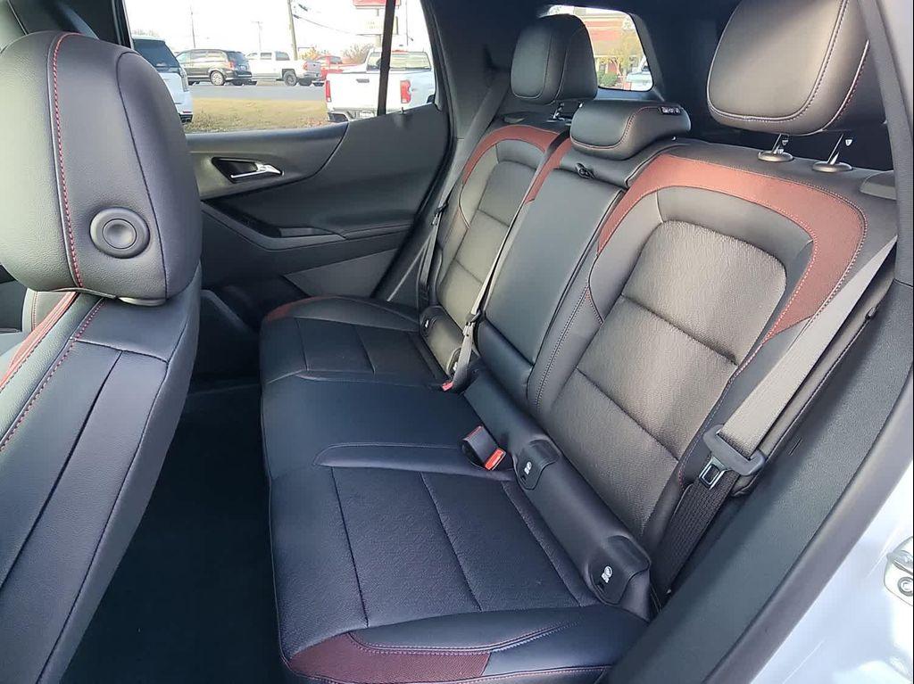 new 2026 Chevrolet Equinox car, priced at $35,390