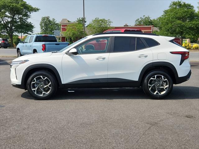 new 2025 Chevrolet Trax car, priced at $23,437
