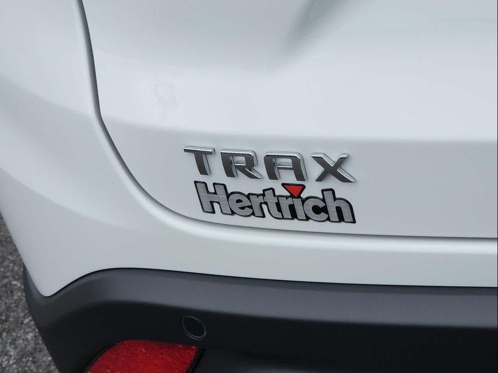 new 2025 Chevrolet Trax car, priced at $23,991