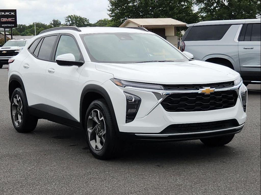 new 2025 Chevrolet Trax car, priced at $23,991