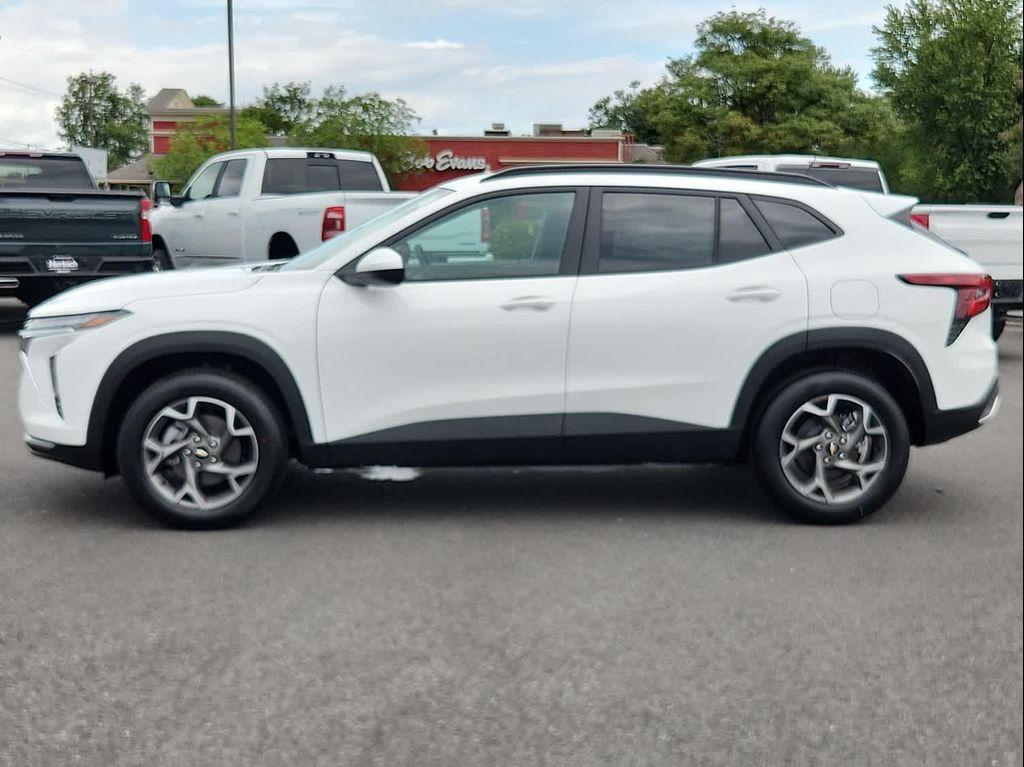 new 2025 Chevrolet Trax car, priced at $23,991