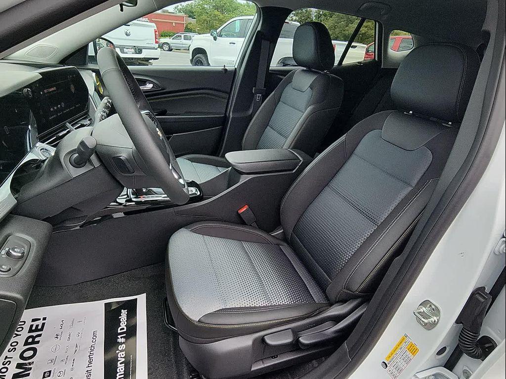 new 2025 Chevrolet Trax car, priced at $23,991