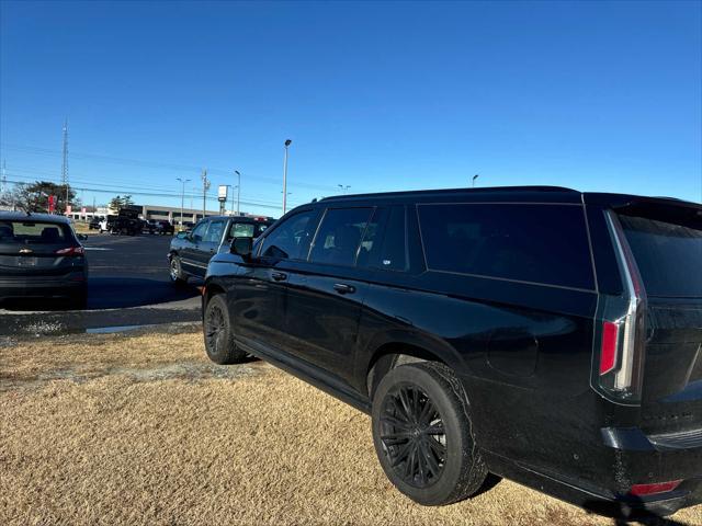 used 2021 Cadillac Escalade ESV car, priced at $55,502