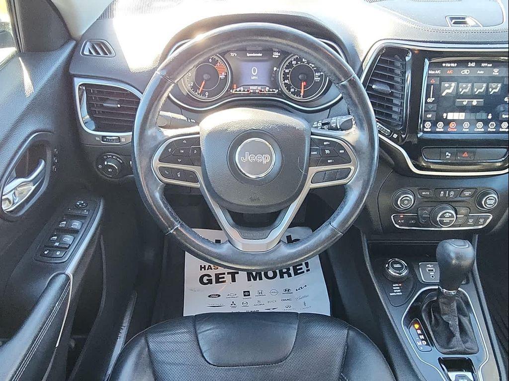 used 2020 Jeep Cherokee car, priced at $18,995