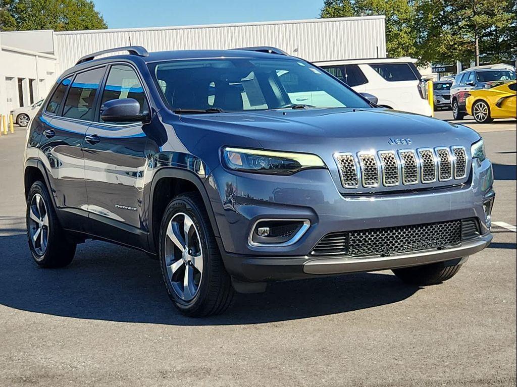 used 2020 Jeep Cherokee car, priced at $18,995