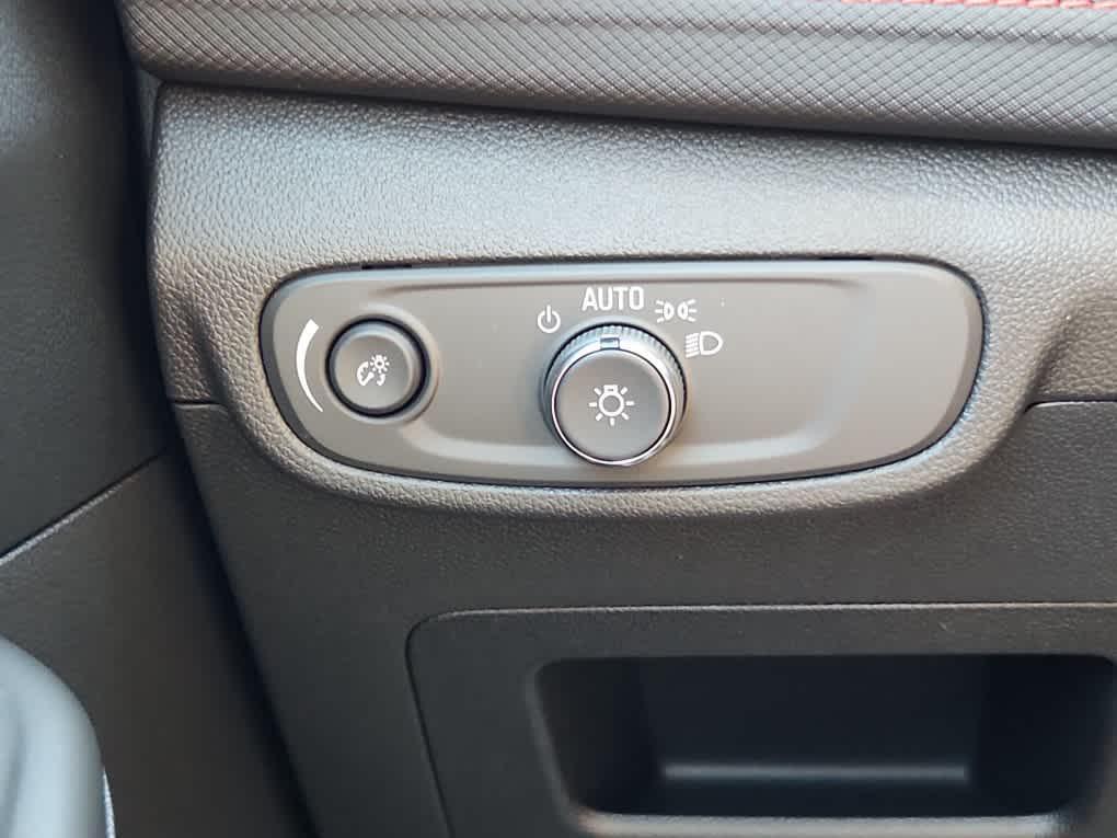 new 2026 Chevrolet TrailBlazer car, priced at $29,280