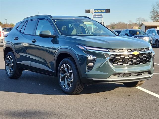 new 2025 Chevrolet Trax car, priced at $24,985