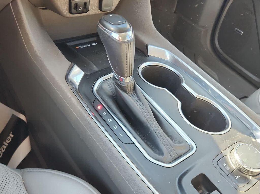 used 2019 Chevrolet Traverse car, priced at $21,995