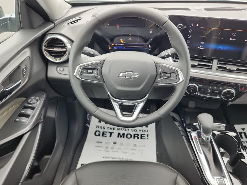 new 2025 Chevrolet Trax car, priced at $26,491
