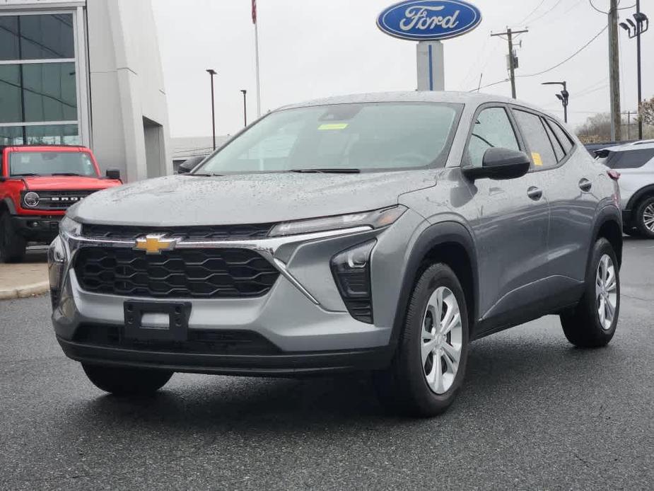 used 2024 Chevrolet Trax car, priced at $24,325
