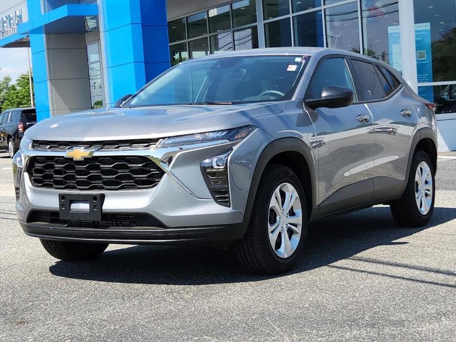 used 2024 Chevrolet Trax car, priced at $23,000