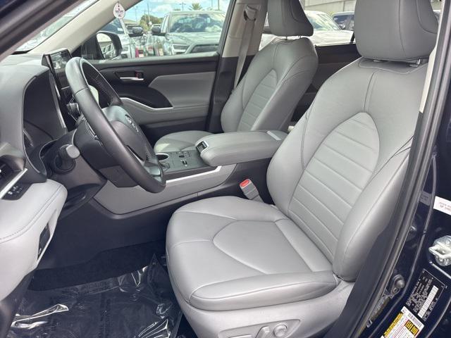 used 2024 Toyota Highlander car, priced at $34,988