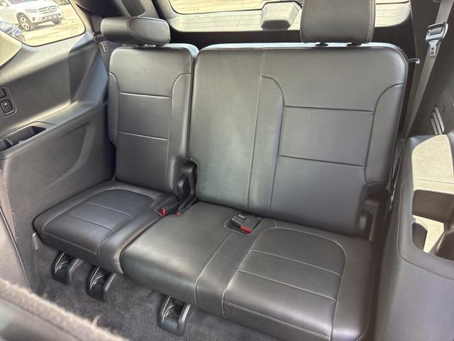 used 2020 Chevrolet Traverse car, priced at $23,888