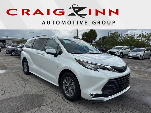 used 2023 Toyota Sienna car, priced at $32,888