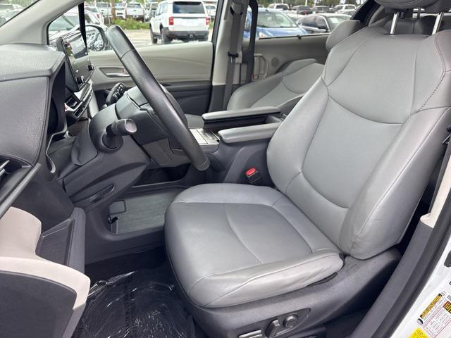 used 2023 Toyota Sienna car, priced at $32,888
