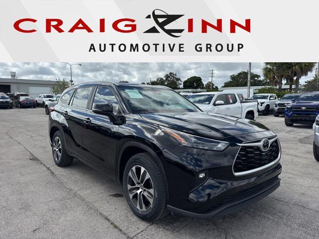 used 2023 Toyota Highlander car, priced at $29,888