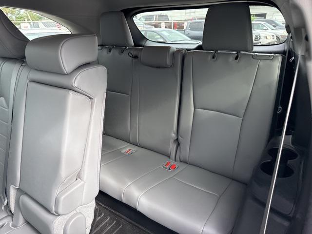 used 2024 Toyota Highlander car, priced at $43,888