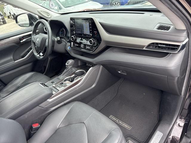 used 2021 Toyota Highlander Hybrid car, priced at $36,988