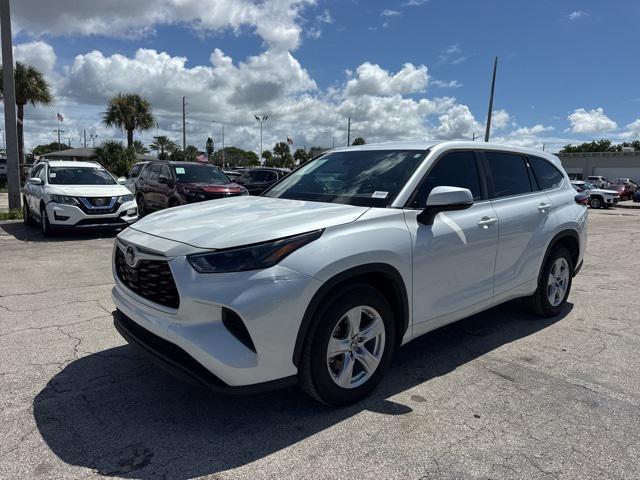 used 2023 Toyota Highlander car, priced at $31,888