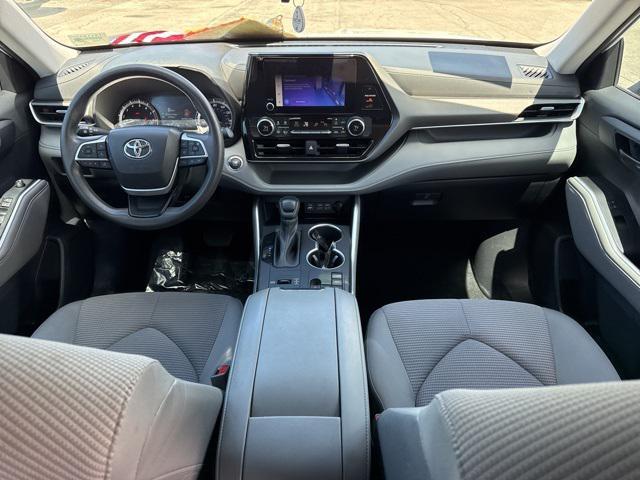 used 2023 Toyota Highlander car, priced at $31,888