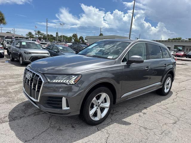 used 2024 Audi Q7 car, priced at $38,888