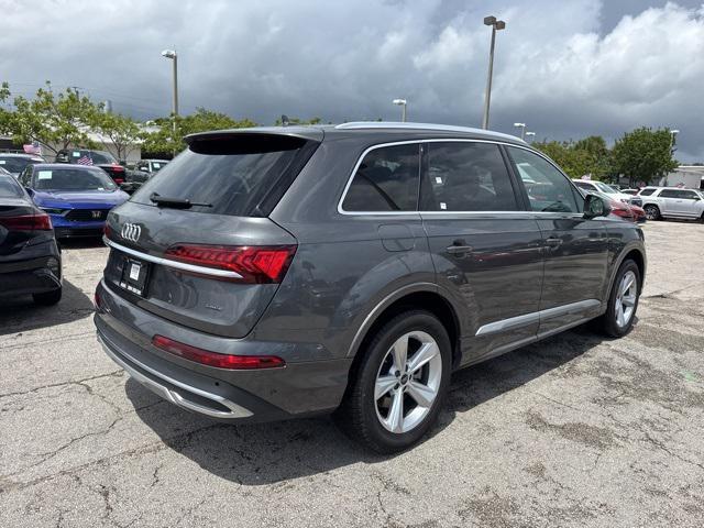 used 2024 Audi Q7 car, priced at $38,888