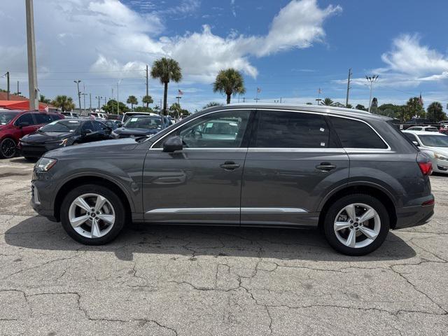 used 2024 Audi Q7 car, priced at $38,888