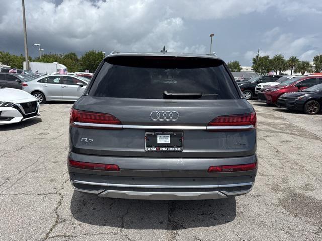 used 2024 Audi Q7 car, priced at $38,888