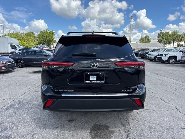 used 2023 Toyota Highlander car, priced at $33,888