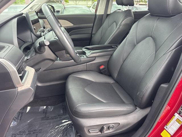 used 2024 Toyota Grand Highlander car, priced at $45,988