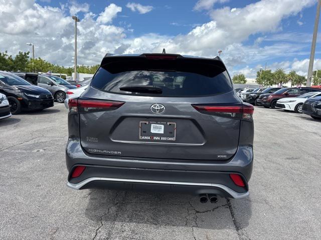 used 2024 Toyota Highlander car, priced at $38,988