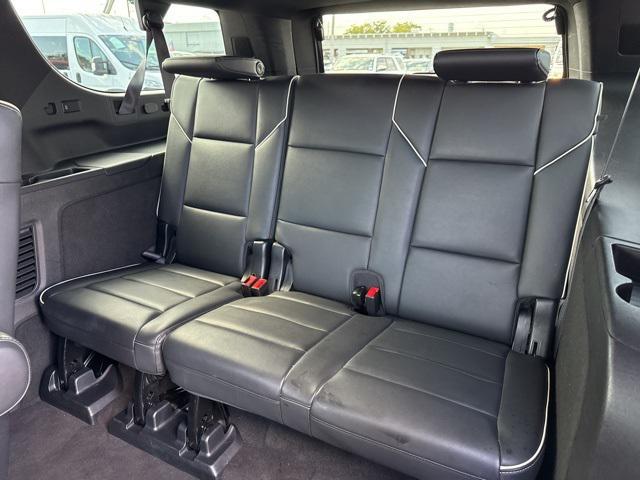 used 2023 Cadillac Escalade ESV car, priced at $71,888