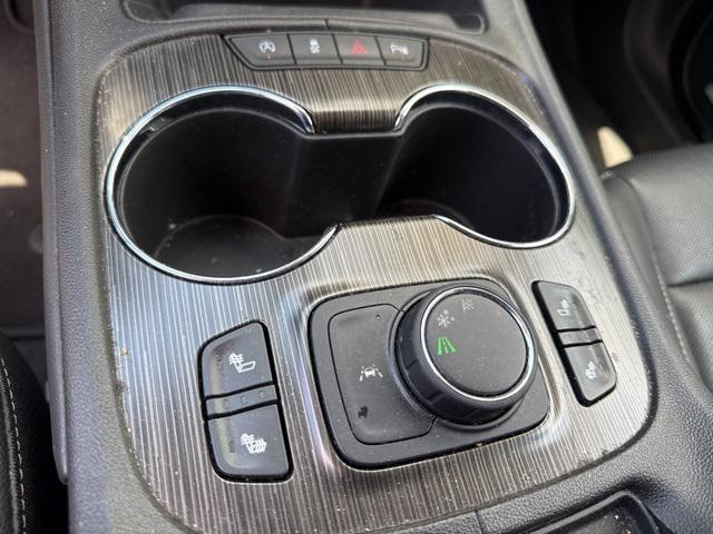 used 2023 GMC Acadia car, priced at $26,888