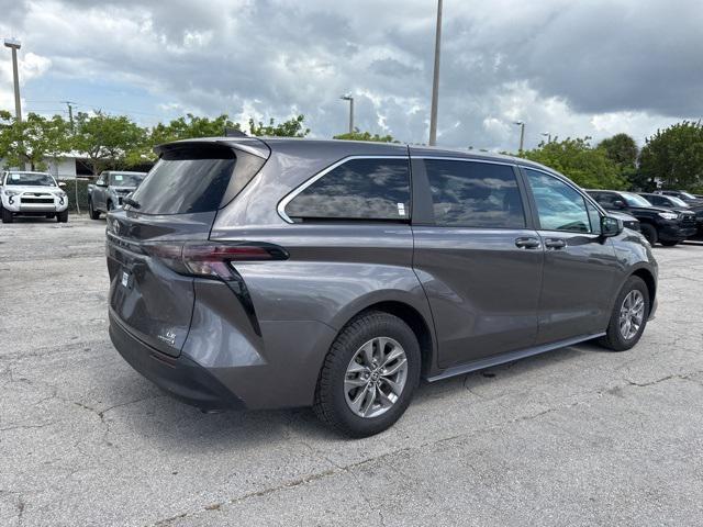 used 2023 Toyota Sienna car, priced at $36,988