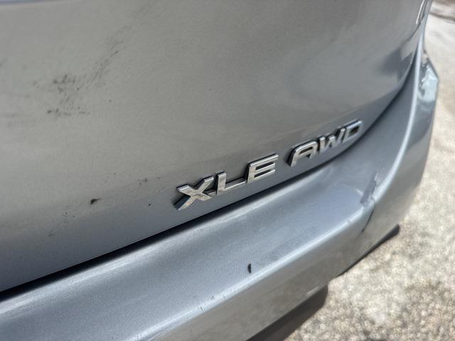 used 2022 Toyota Highlander car, priced at $34,988