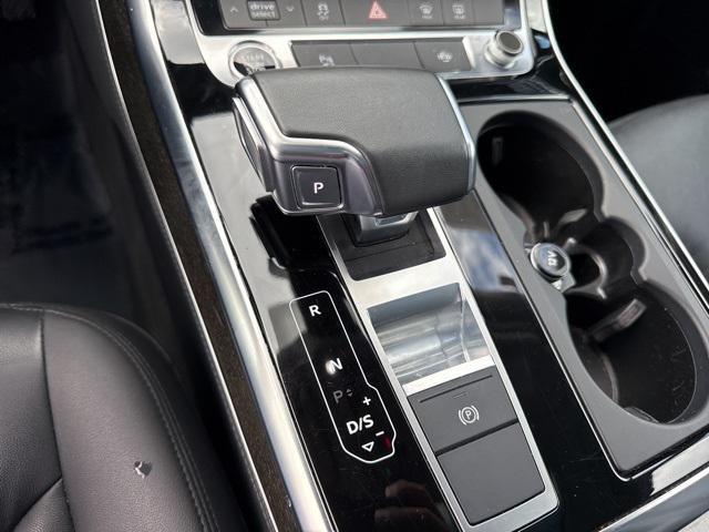 used 2024 Audi Q7 car, priced at $41,988