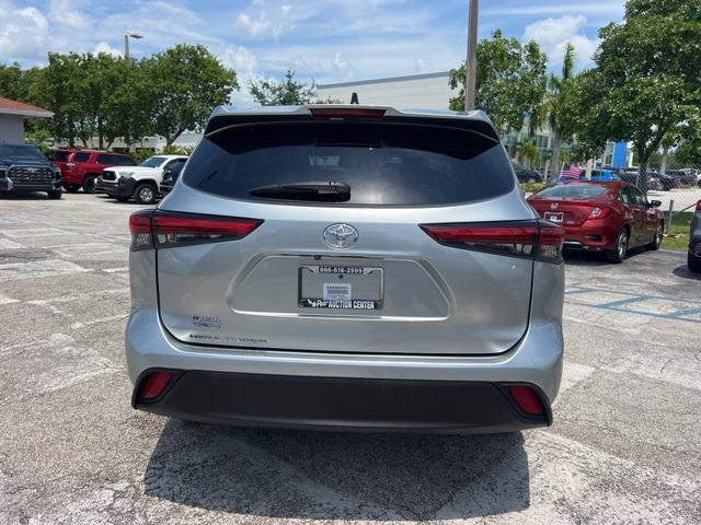 used 2023 Toyota Highlander car, priced at $37,988