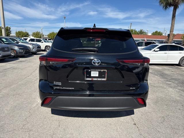 used 2024 Toyota Highlander car, priced at $41,888