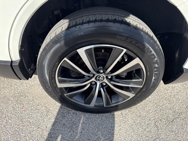 used 2022 Toyota Venza car, priced at $27,888