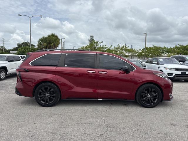 used 2022 Toyota Sienna car, priced at $37,888