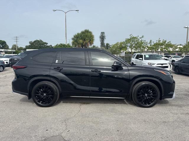 used 2024 Toyota Highlander car, priced at $39,988