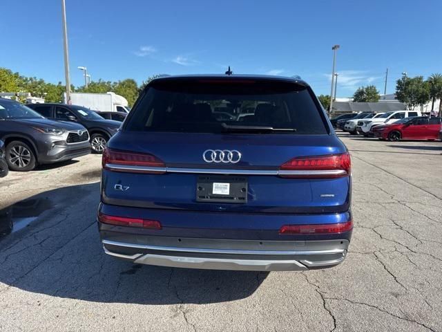 used 2024 Audi Q7 car, priced at $38,988
