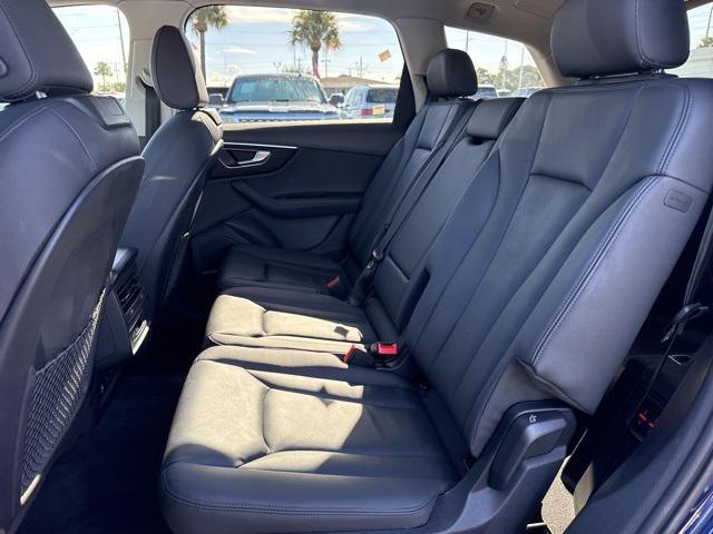 used 2024 Audi Q7 car, priced at $38,988